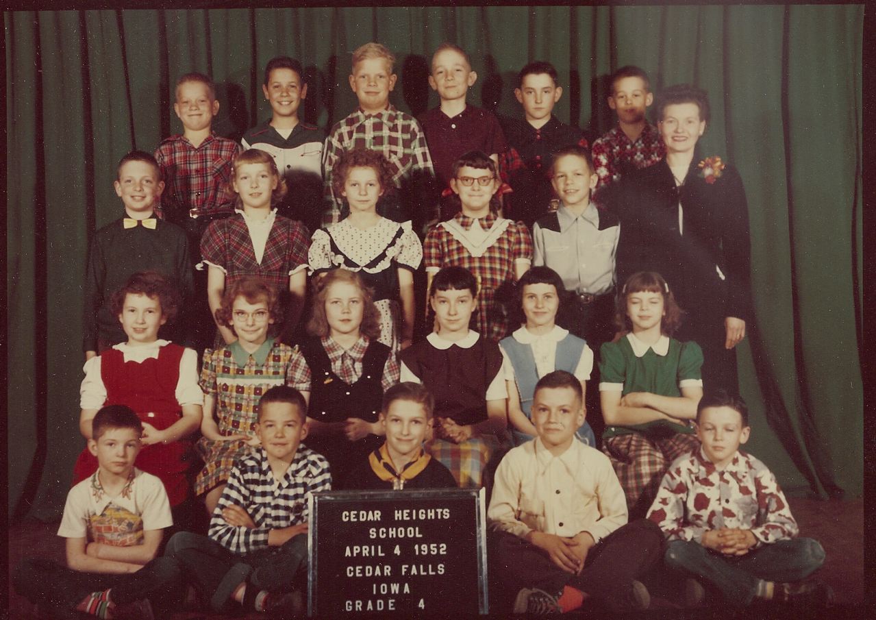 Cedar Heights 4th Grade Home Room (1952)